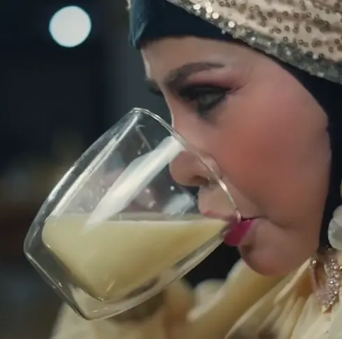 Umi Elvy Sukaesih minum Ostofit