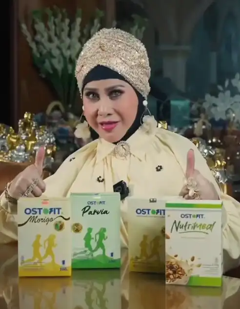 Umi Elvy Sukaesih sedia stok susu herbal Ostofit